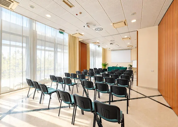 Phi Hotel Emilia